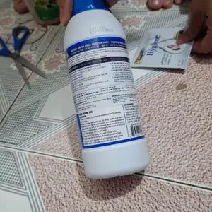 Chai OxiClean mặt sau