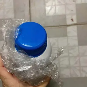 Chai OxiClean bọc chống sốc
