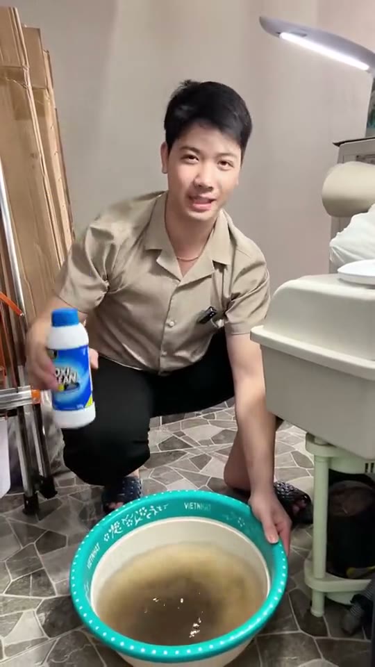 Tẩy lồng giặt với OxiClean